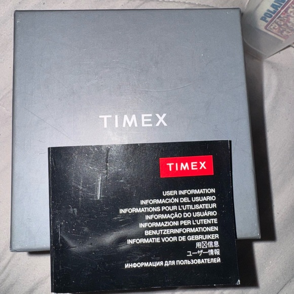 Selling brand new watch - Picture 3 of 3